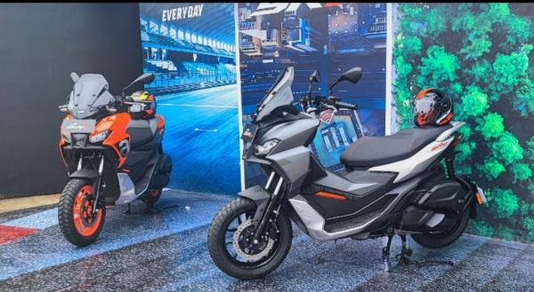 Aprilia SR-GT 200