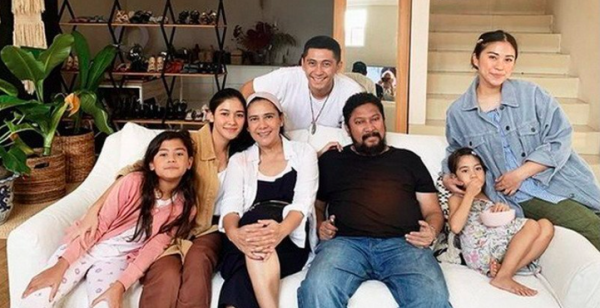 Artis Rukun Bercerai di Hari Tua. (Foto: Instagram)