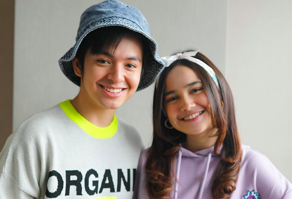 Artis yang memutuskan sahabatan dengan mantan. (Foto: Instagram)