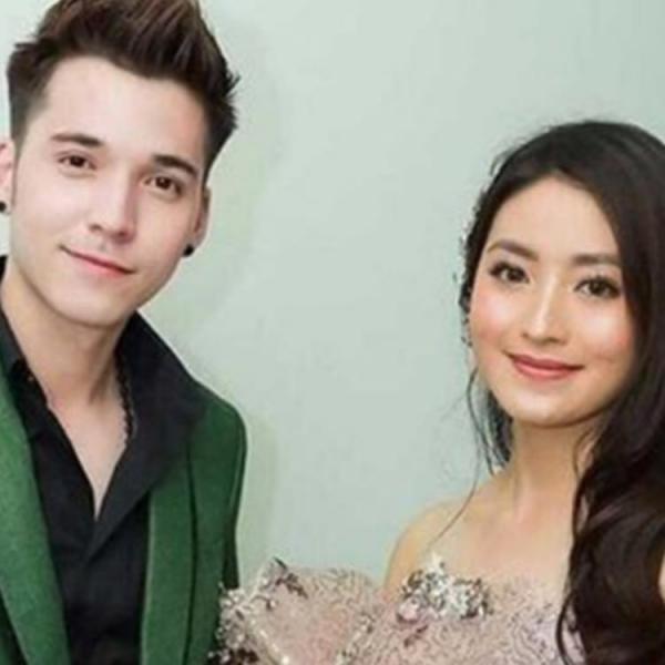 Artis yang memutuskan sahabatan dengan mantan. (Foto: Instagram)