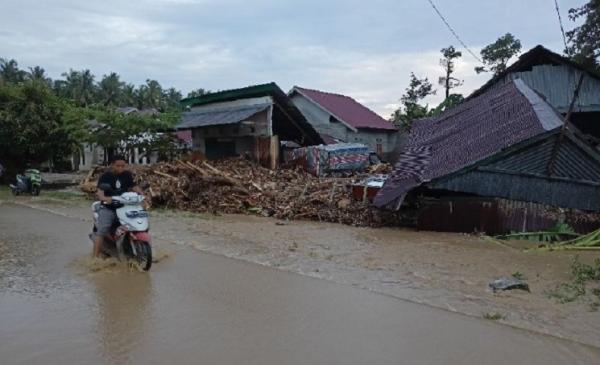 Gubernur Sulteng Minta OPD Telusuri Penyebab Banjir Bandang di Parigi Moutong