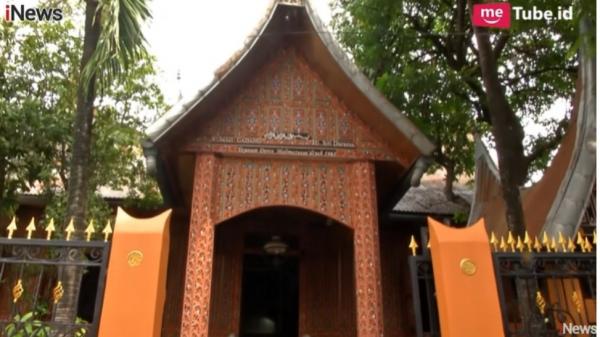 Rumah Artis Berdesain Tradisional. (Foto: instagram)
