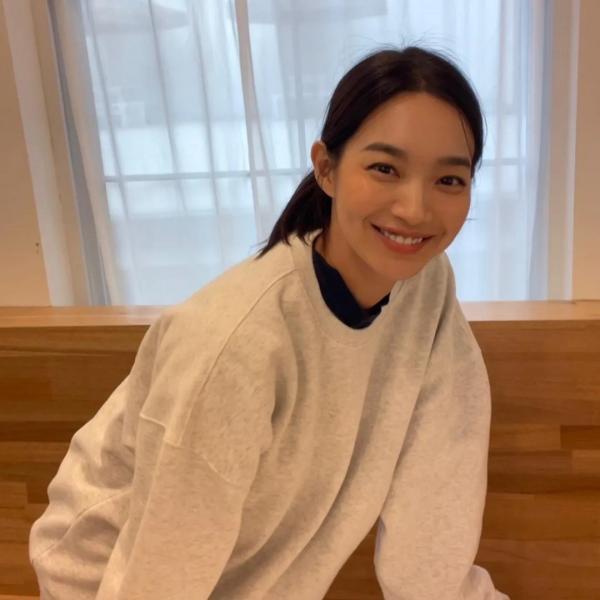 Artis Cantik Alami seperti Tanpa Skincare. (Foto: instagram)