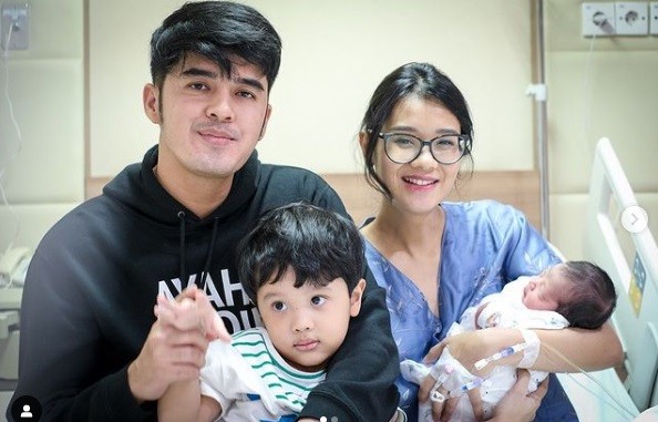 Amanda Zefanya Artis Menikah dengan Pendeta. (foto: Instagram)