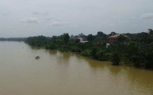 Sungai Batanghari yang melintasi dua provinsi yakni Sumatera Barat dan Jambi. (Foto: Istimewa)
