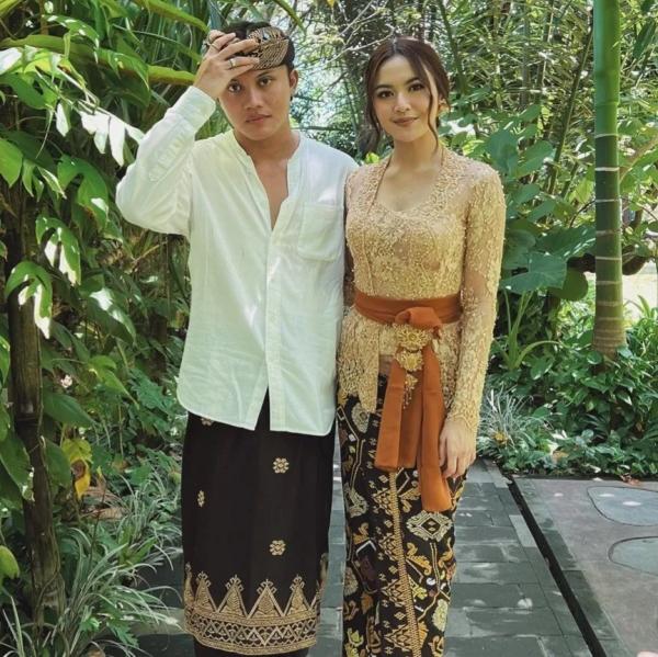 Screenshot 20220803 050250 Instagram Artis yang Suka Memakai Kebaya Bali. (Foto: Instagram)