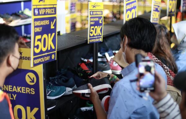 Diskon Sneakers USS Downtown Market Medan USS Downtown Market Medan