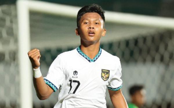 Nabil Asyura Striker Timnas Indonesia U-16, Muhammad Nabil Asyura mencetak hattrick ke gawang Singapura dalam laga kedua Grup A Piala AFF U-16 2022, Rabu (3/8/2022). (Foto: PSSI)