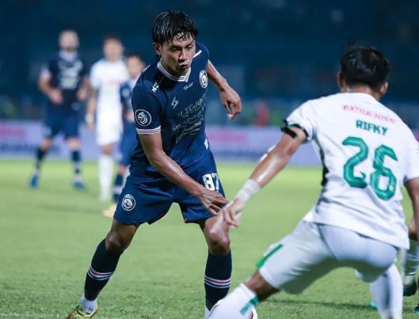Hasil Liga 1: Sama Kuat, Arema FC Gagal Bongkar Pertahanan PSS Sleman