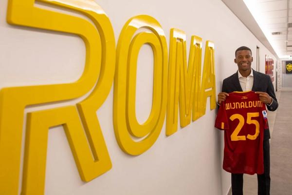 AS Roma resmi meminjam Georginio Wijnaldum dari Paris Saint-Germain. Kedatangan Wijnaldum semakin membuat skuad Giallorossi makin menakutkan. (f