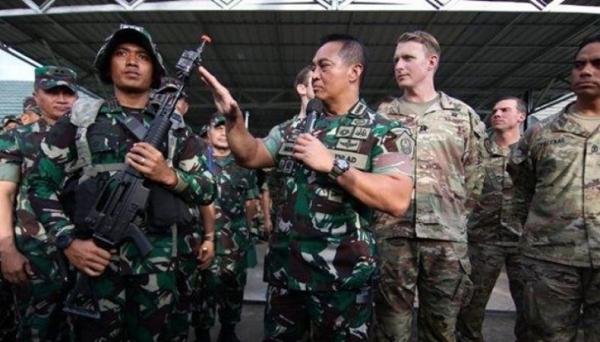 Jenderal Andika Tinjau Latihan Garuda Shield di Balikpapan, US Army Pamer Black Hornet