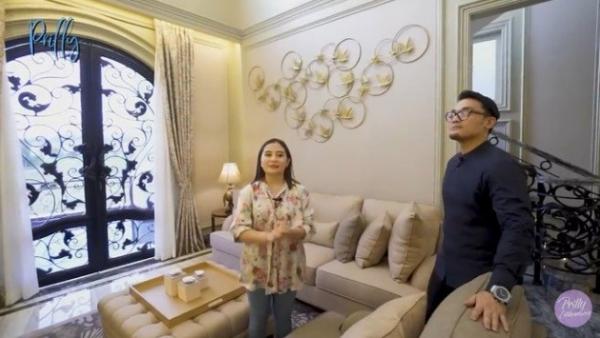 Rumah Mewah Prilly Artis Punya Rumah Mirip Istana. (foto: Instagram)