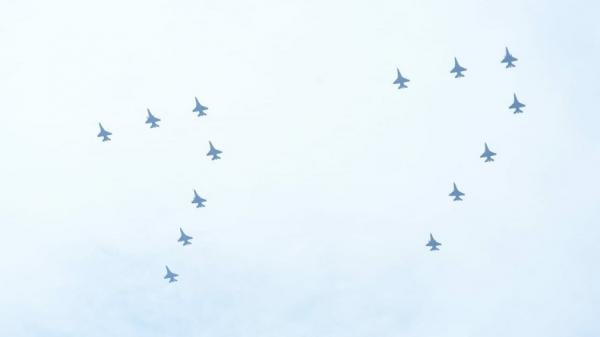 Keren! Pesawat F-16 TNI AU Akan Bentuk Angka 77 di Udara saat Peringatan HUT RI