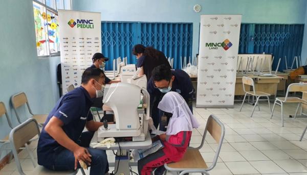 MNC Land dan MNC Peduli Gelar Pemeriksaan Mata, Essilor : Program Membantu Anak-Anak Indonesia