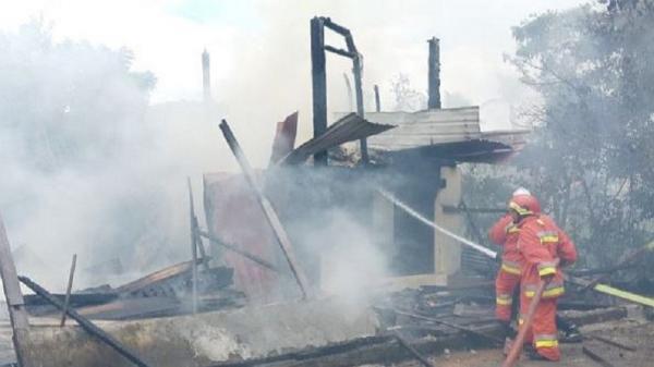 Rumah Pimpinan Pesantren di Banda Aceh Ludes Terbakar, Diduga akibat Korsleting Listrik