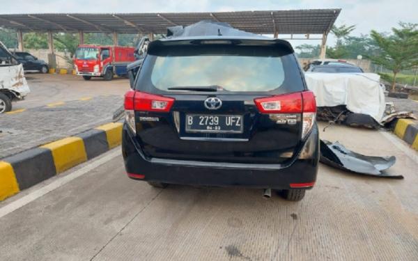 Mobil Hermanto Dardak3