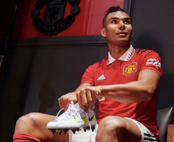 Casemiro Casemiro dikabarkan bakal hengkang ke Al Nassr pada musim panas 2025. (Foto: Instagram/@manchesterunited)