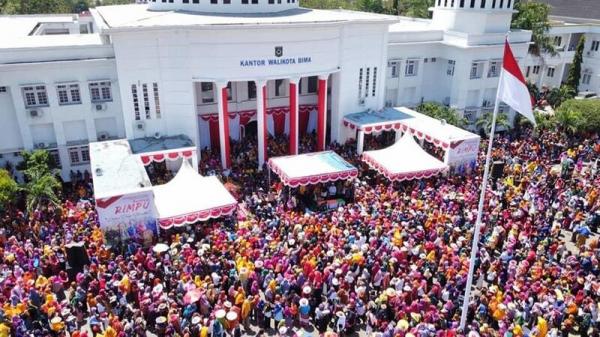 Festival Pawai Rimpu Sukses Digelar, Wali Kota Bima Beri Apresiasi