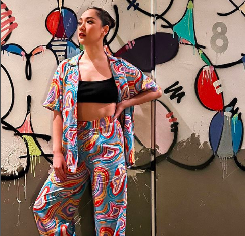 Deretan Artis Suka Pakai Bikini. (Foto: Instagram)