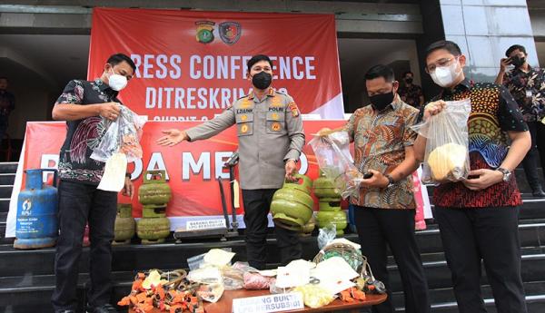 Lelang Ribuan Tabung Gas Sitaan Pengoplos di Gianyar, Simak Beritanya