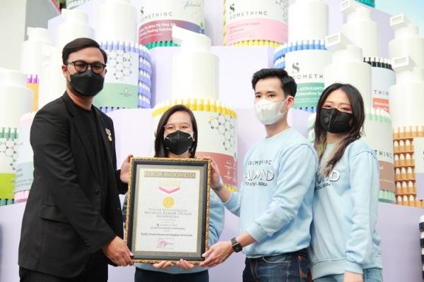 Peresmian Menara Serum pertama di Indonesia dan peraih rekor MURI. (Foto: dok Somethinc)