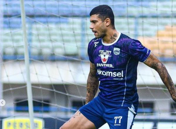 Biodata dan Agama Ciro Alves Penyerang Anyar Persib Bandung