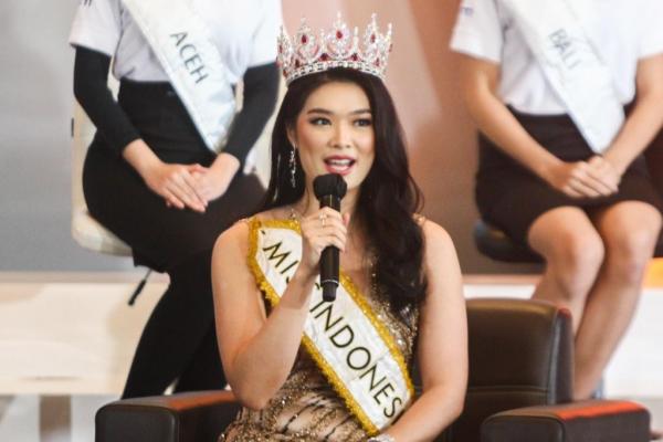 Carla Yules Akui Sempat Tak Rela Lepas Mahkota, Begini Pesannya untuk 37 Finalis Miss Indonesia 2022