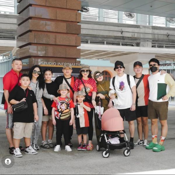 Artis Besarkan Anak Bersama walau Sudah Cerai. (Foto: instagram)