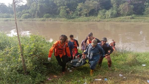 Remaja Di Karawang Tewas Tenggelam Di Citarum Diduga Kelelahan Saat