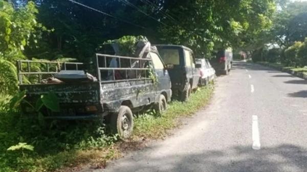  Warga Keluhkan Deretan Mobil Rusak yang Diparkir di Pinggir Jalan Simeulue