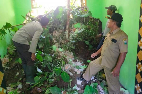 Longsor Terjang Kebumen, 2 Rumah Warga Rusak