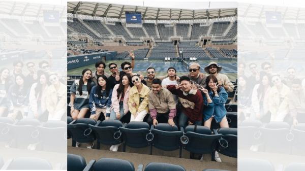 Foto bersama di Tribun Foto bersama di Tribun