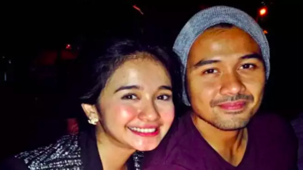 Artis Putus Setelah Pacaran Bertahun-tahun. (Foto: Istimewa)