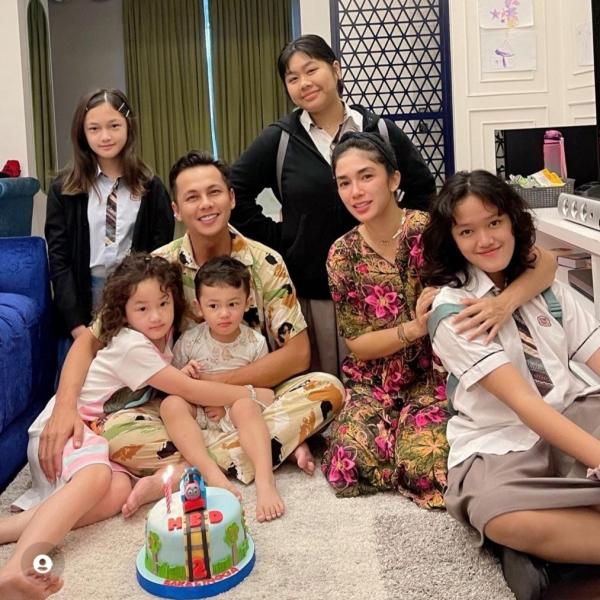 Artis Punya Anak Banyak. (Foto: instagram)