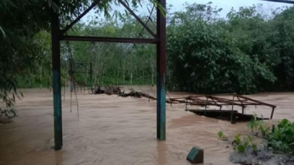 Jembatan Putus akibat Banjir, 3 Dusun di Bengkulu Utara Terisolasi