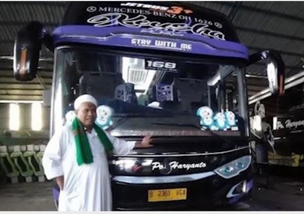 H Haryanto Pemilik PO Haryanto Haji Haryanto. (Foto: Instagram PO Haryanto)