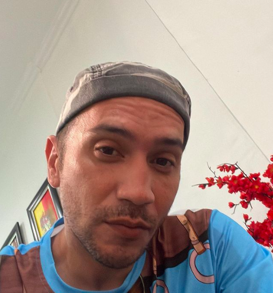 Aktor Ganteng Perankan Transgender di Film. (foto: instagram)