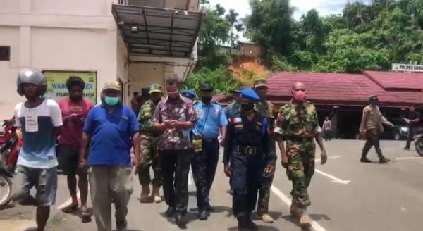 Buntut 3 Pejabat Ditangkap, Aparat Negara Federal Republik Papua Barat Geruduk Mapolres Sorong Kota