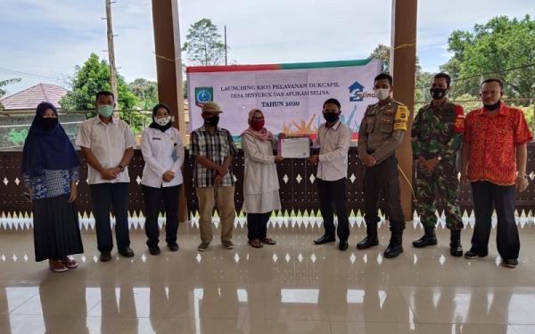 Inovasi Belitung Timur KDI 2022 KP Dukcapil-SELINA memudahkan masyarakat dalam mengurus dokumen kependudukan dan catatan sipil. (Foto: dok Pemkab Belitung Timur)