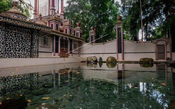 Pemandian Batu Quran Pemandian Batu Quran di Pandeglang, Banten. (Foto: Antara/Muhammad Bagus Khoirunas)