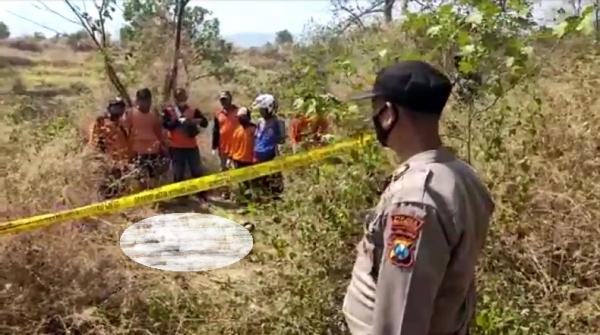 Warga Mojokerto Digegerkan Penemuan Mayat Laki-laki di Sawah, Kondisinya Sudah Mengering