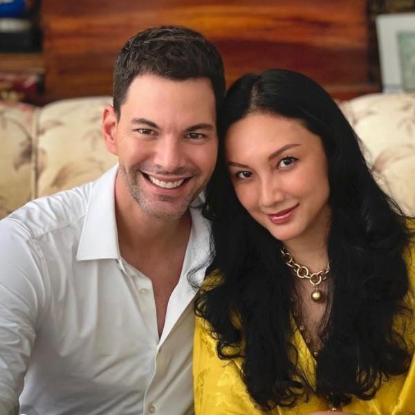 Artis Punya Pasangan Seumuran. (Foto: instagram)