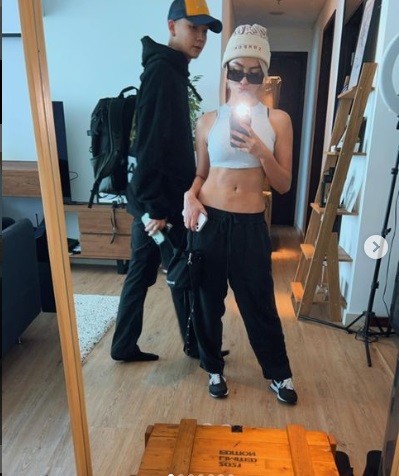 Agnez Mo Artis Cantik Punya Perut Sixpack. (Foto: Instagram)