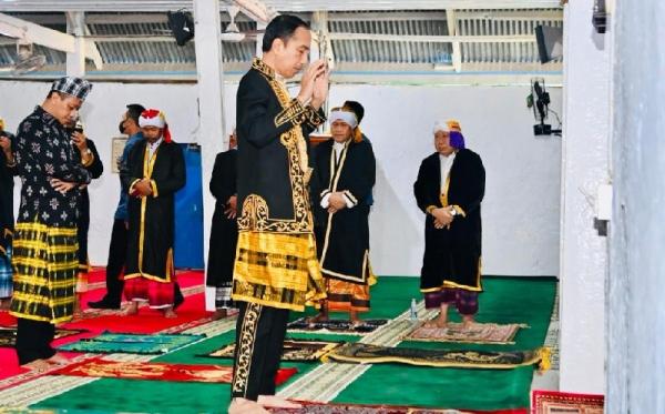 Siswi SD berkebutuhan khusus korban pencabulan diduga oleh gurunya sendiri di Buton Selatan menjalani perawatan di rumah sakit. (Foto: Andhy Eba)