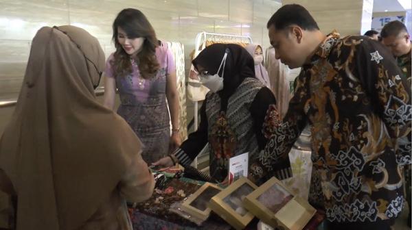 HUT ke-15, MNC Land Gelar Pameran Batik bersama UMKM Kota Surabaya 