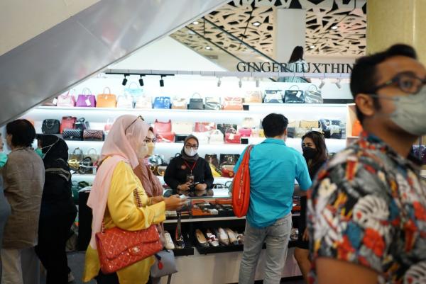 WhatsApp Image 2022 09 28 At 9 10 12 PM Irresistible Bazaar tempat para perempuan berburu tas branded prelude. (Foto: istimewa)