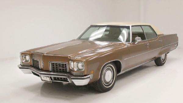 oldsmobile 98 Oldsmobile 98 (Foto: Classicautomall)