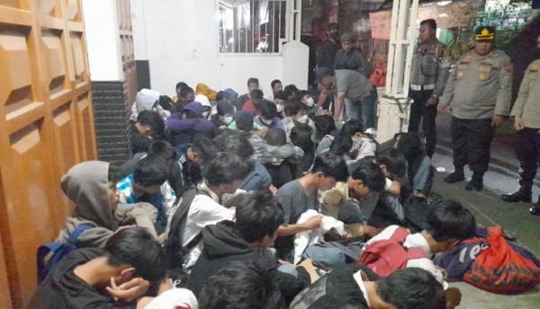 Bawa Sajam saat Berkumpul di Bogor, 65 Pelajar Asal Jakarta Diamankan