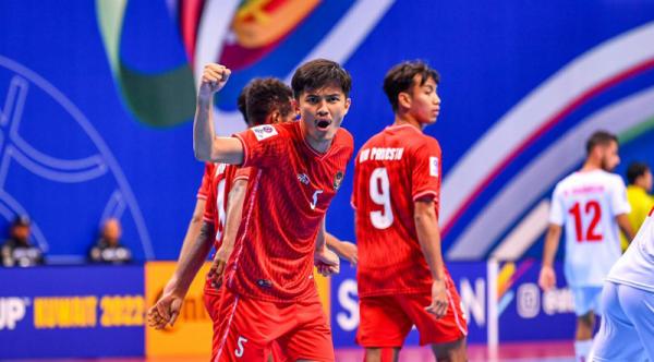 Timnas Futsal Indonesia 1 Timnas Futsal Indonesia hajar Lebanon 7-2 pada matchday kedua Grup C Piala Asia Futsal 2022. Suporter Garuda yang memberikan dukungan jadi sorotan. (Foto: MNC Media)
