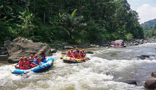 Wisata Susur Sungai Sengkarang Sejauh 12 Kilometer